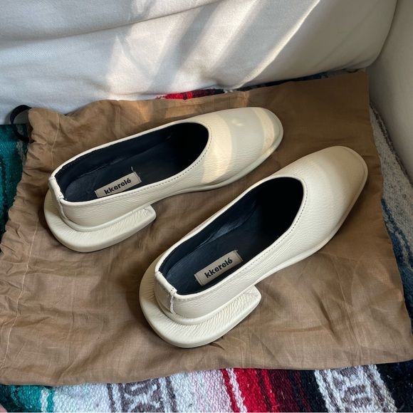 BNIB | Handmade in Nigeria | Soft Leather Graphic Heel Ivory Pumps - Picture 12 of 14